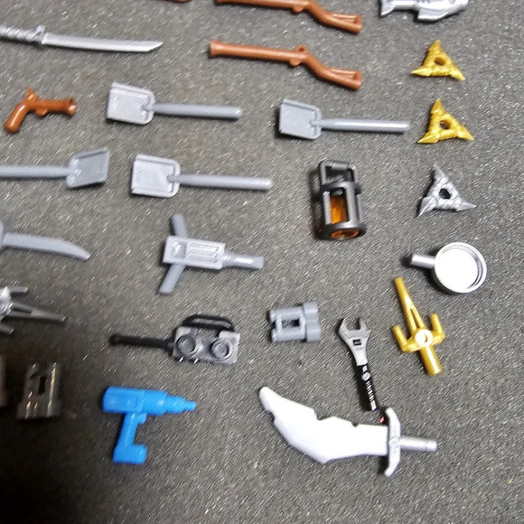 Lego Minifigure Weapon And Accessories Lot Of 29 Mixed Variety See Pictures for - Picture 3 of 5